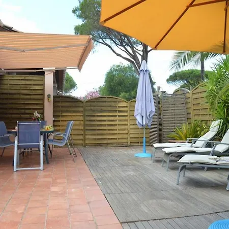 House La Pinede Apartment