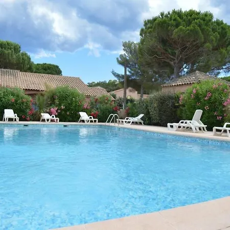 House La Pinede Apartment